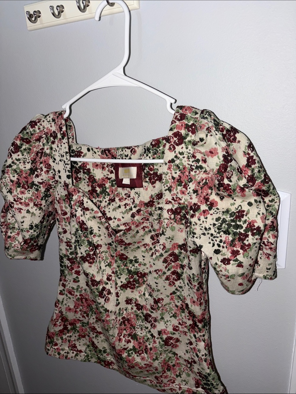 Floral Puff Sleeve Square Neck Top